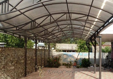 Навес для автомобиля №127 в Екатеринбурге фото