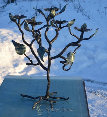 Кованый подсвечник №107 в Екатеринбурге фото